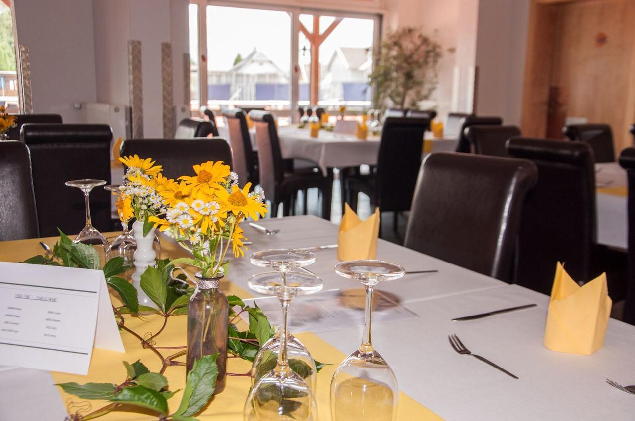 Gasthaus Pension Goldeck Spittal an der Drau Exterior foto